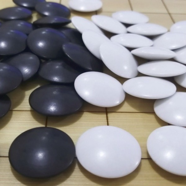 プラスチック碁石(厚さ6mm)