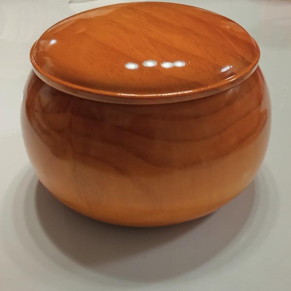 雪松木碁笥(最大直径15cm)